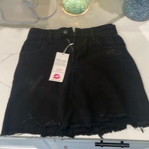 Brand new Buddy Love black jean skirt